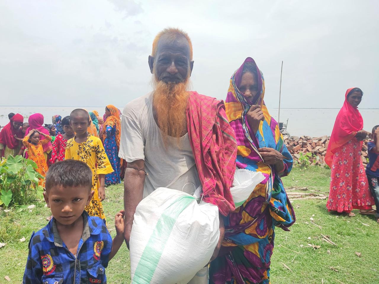 Relief supplies handed out in Bangladesh